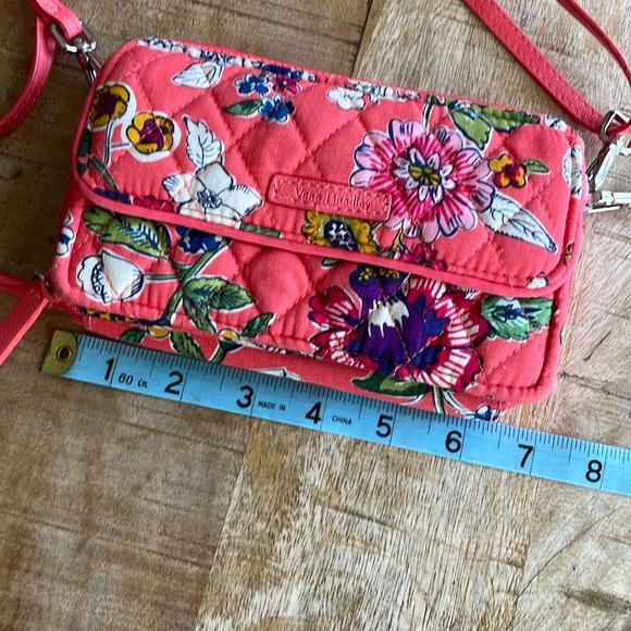 Vera Bradley crossbody wallet - Picture 7 of 9
